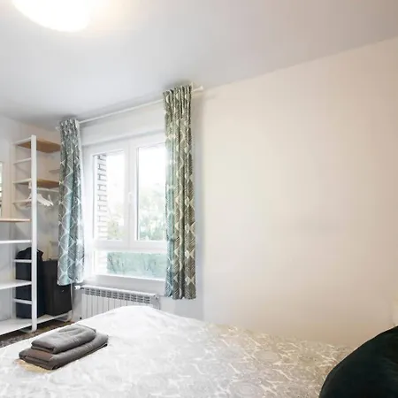 Acogedor Apartamento A 10 Minutos De La Ciudad Rentería Exterior foto